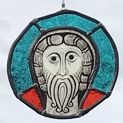 Christ wissembourg vitrail medieval deco peinture verre rondel medaillon formation cours stage  paris versailles yvelines essonne hauts-de-seine 75 78 91 92 débutant