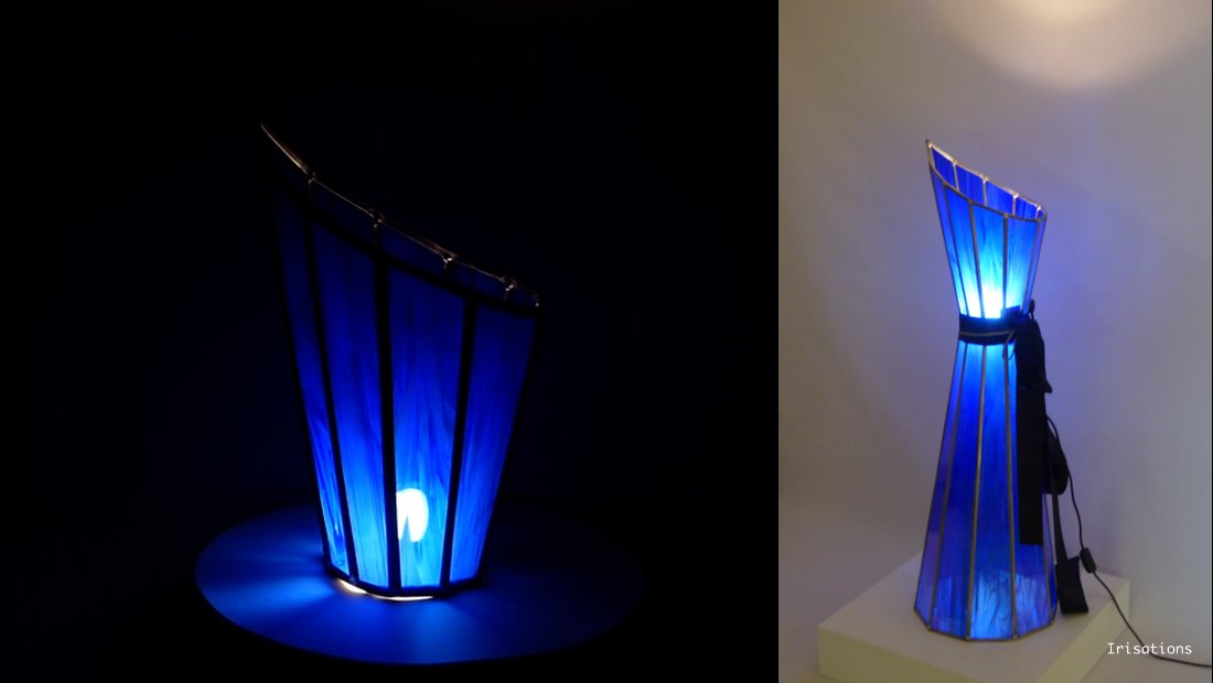 Iris sculpture lumineuse luminaire lampe vitrail vitraux contemporain design