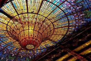 Palau de la Música Catalana – Barcelone<br>
Architecte Lluís Domènech i Montaner (1905-1908)- Coupole d'Antoni Rigalt i Blanch